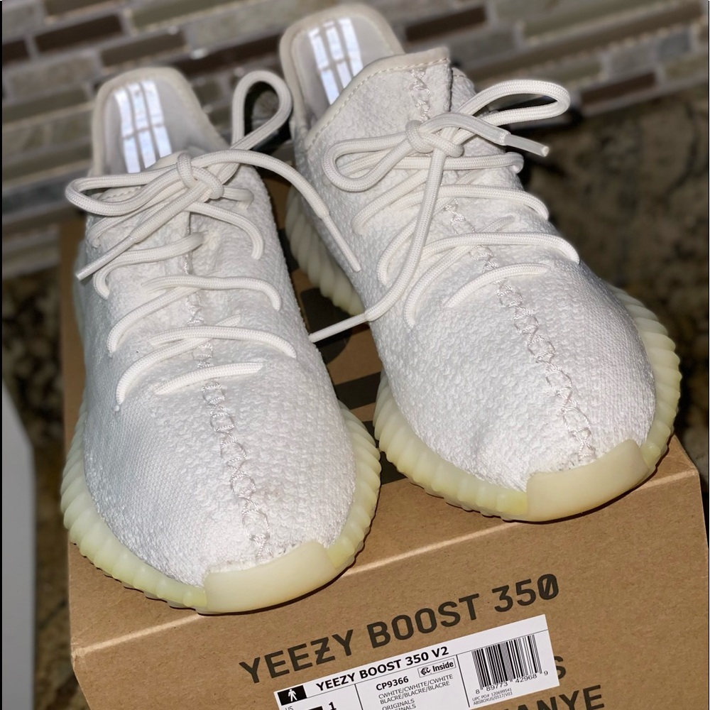 Yeezy Boost 350 V2